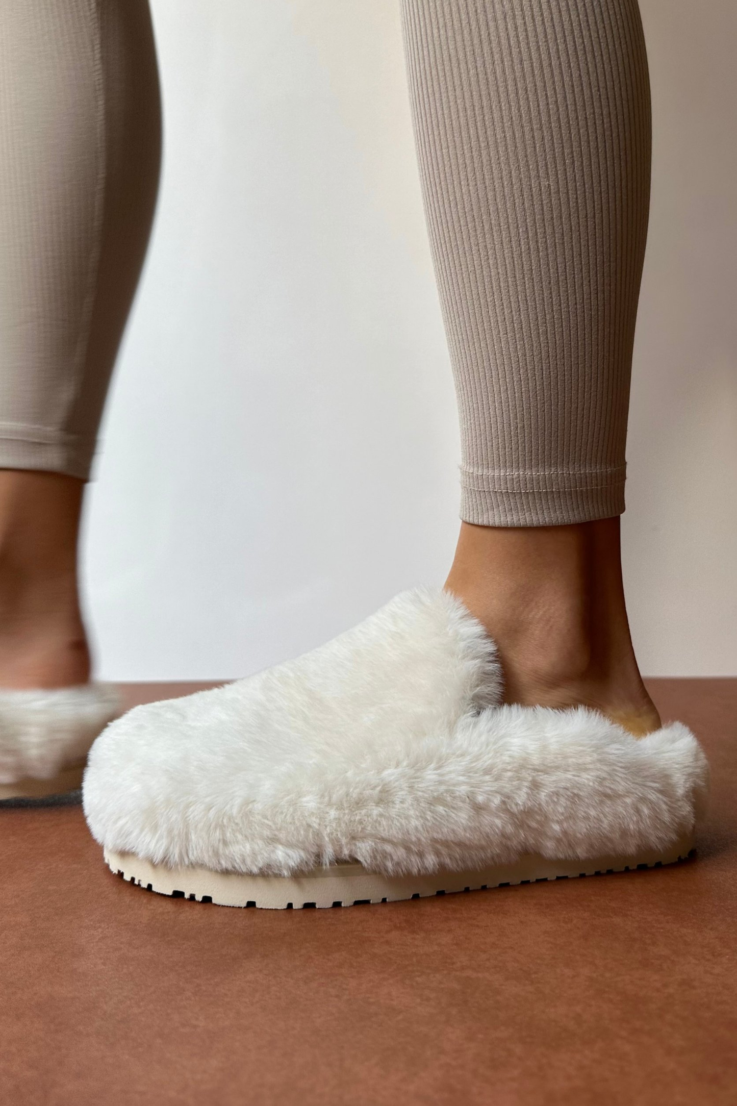 Brielle Fluffy Slippers